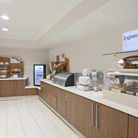 Holiday Inn Express West Los Angeles By Ihg Buitenkant foto