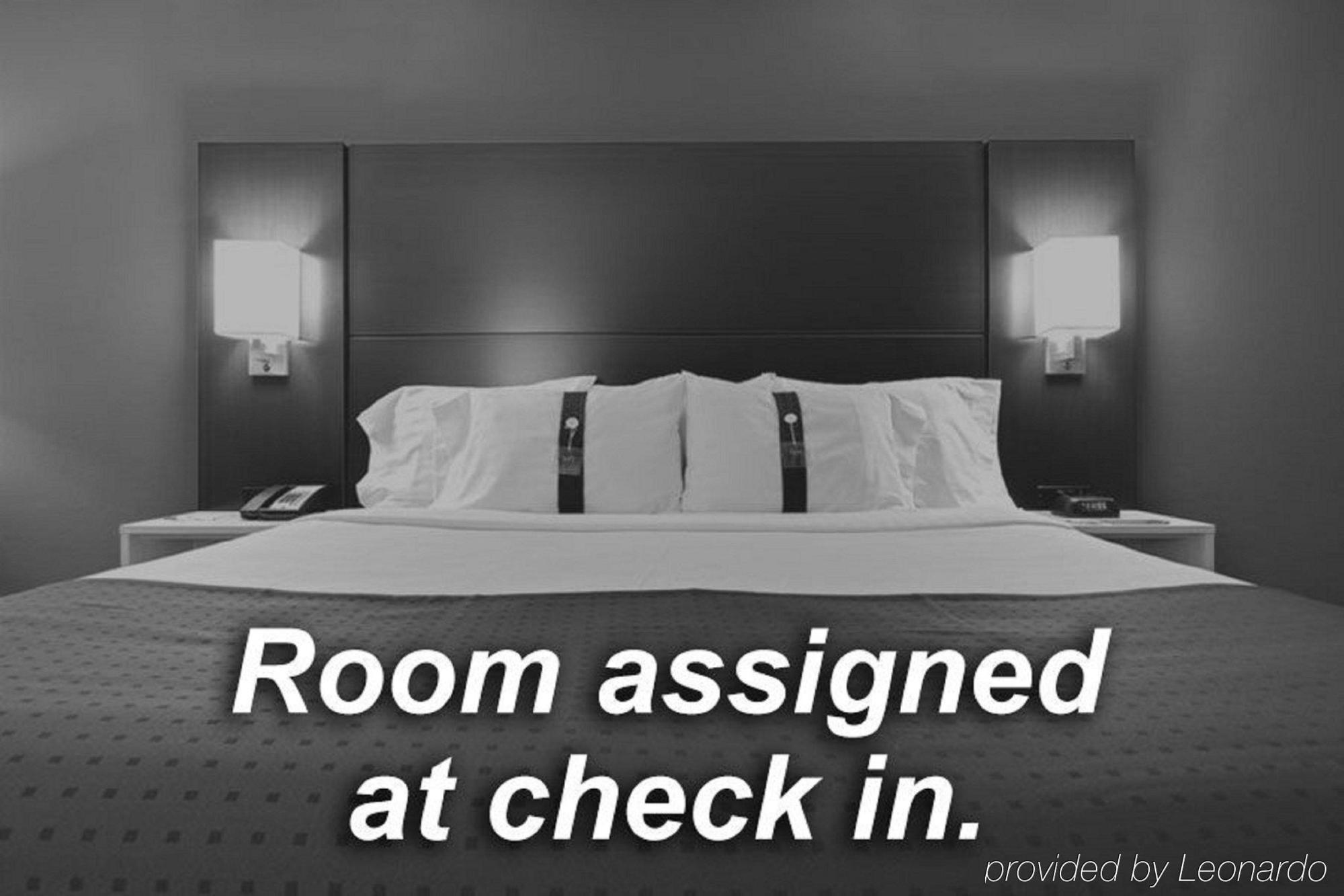 Holiday Inn Express West Los Angeles By Ihg Buitenkant foto
