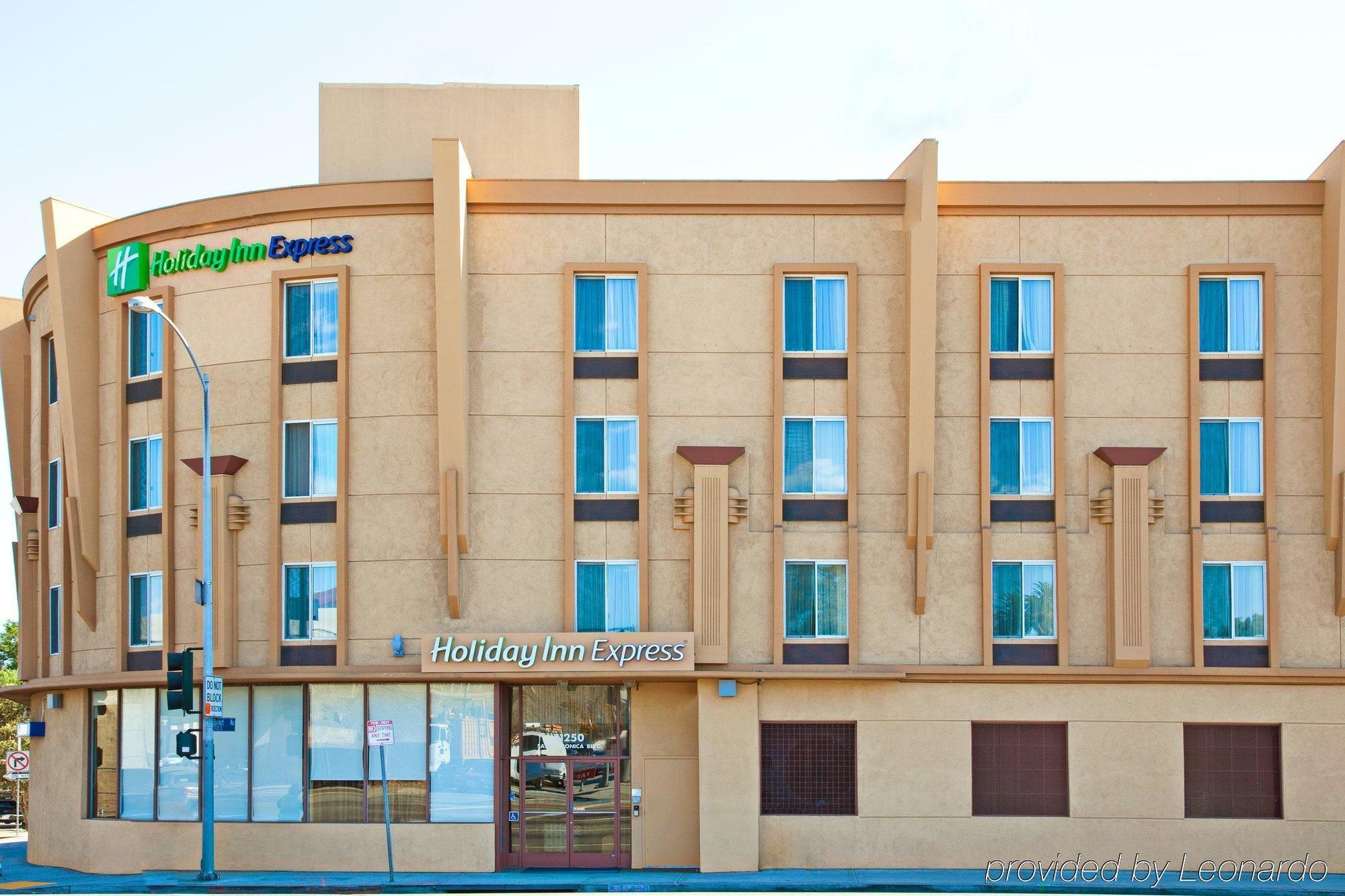 Holiday Inn Express West Los Angeles By Ihg Buitenkant foto