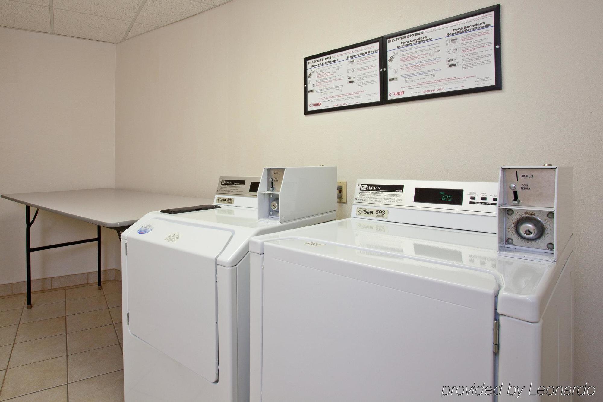 Holiday Inn Express West Los Angeles By Ihg Buitenkant foto