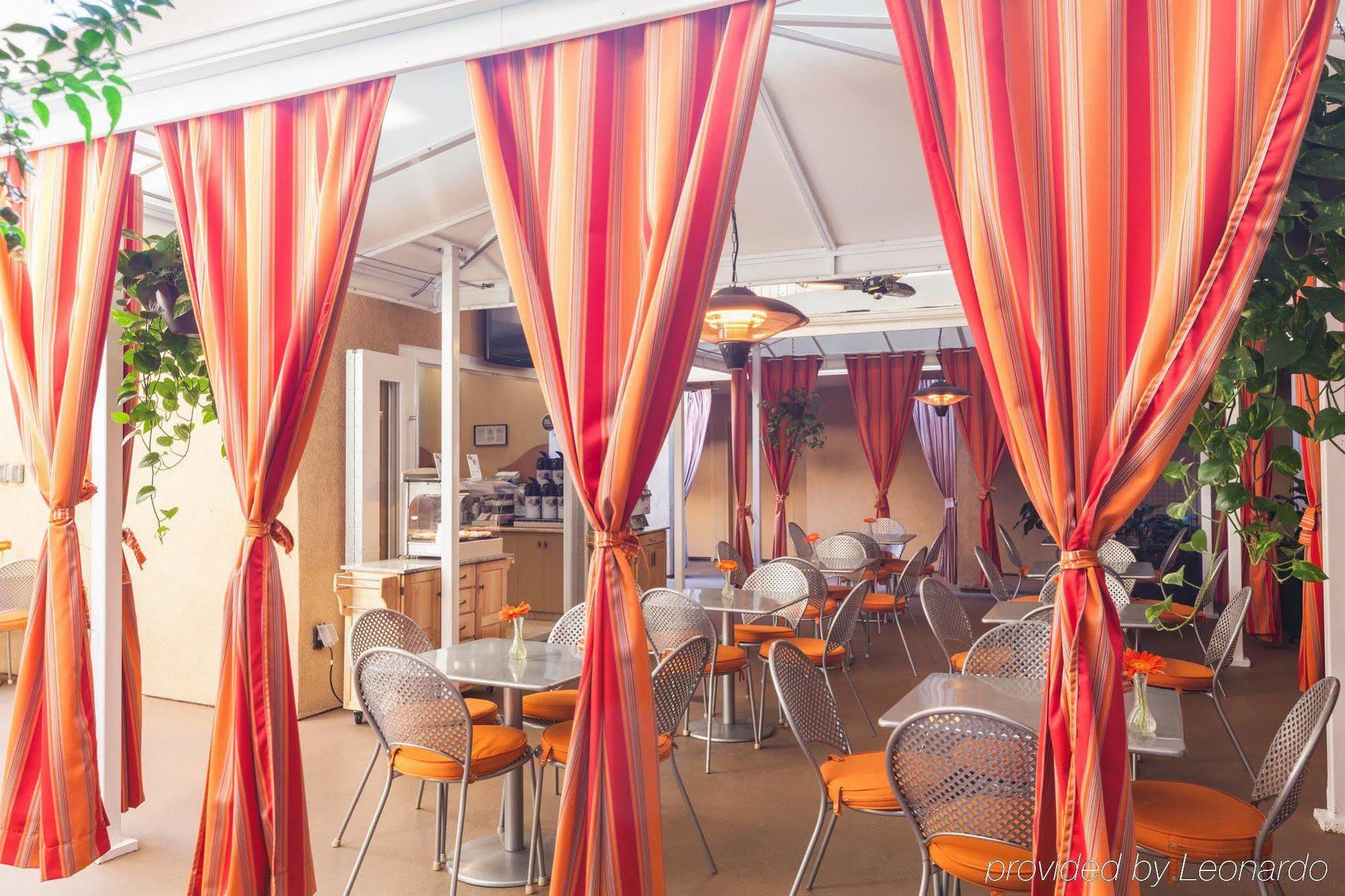 Holiday Inn Express West Los Angeles By Ihg Buitenkant foto