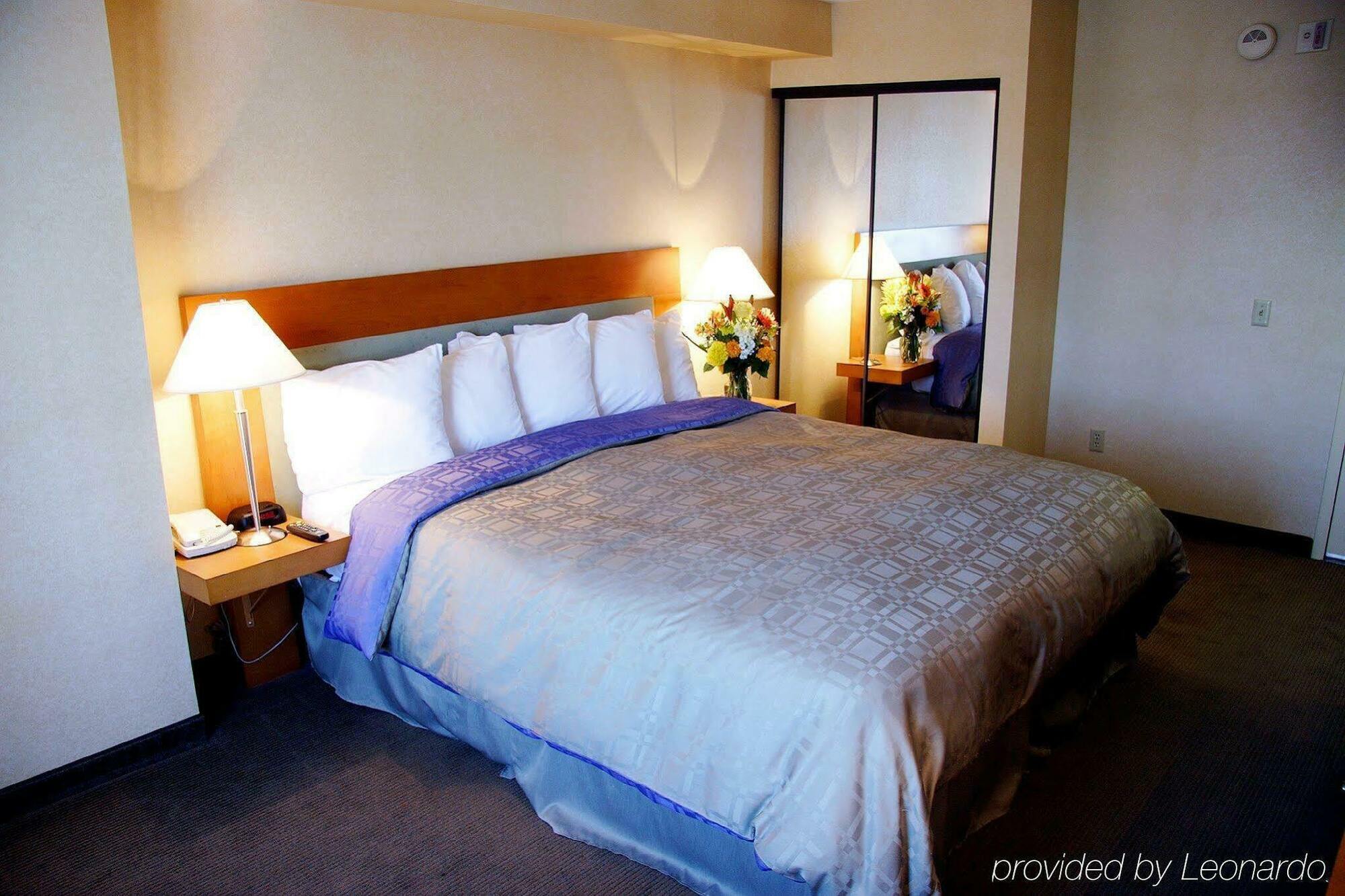 Holiday Inn Express West Los Angeles By Ihg Buitenkant foto