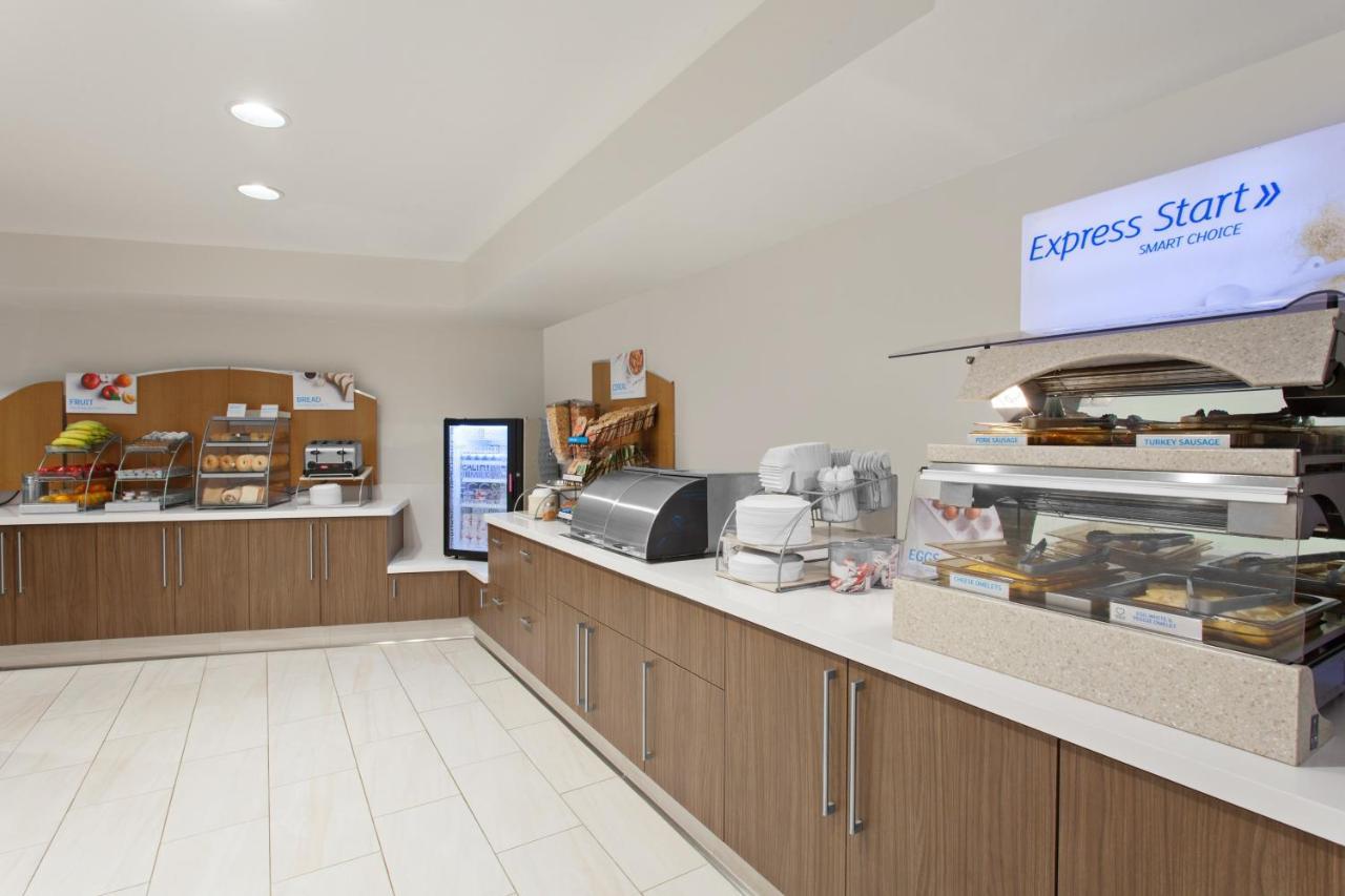 Holiday Inn Express West Los Angeles By Ihg Buitenkant foto